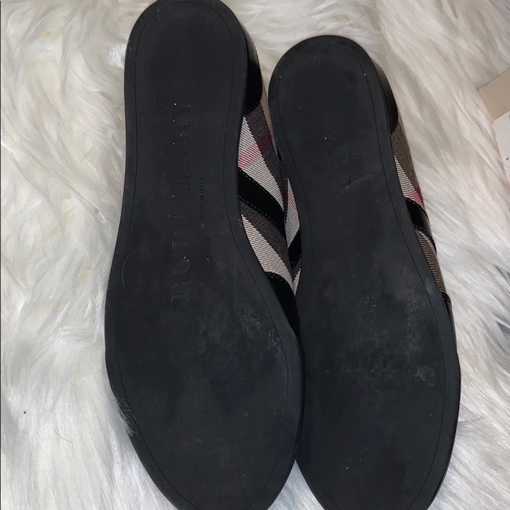 Burberry Sneakers - Picture 3 of 6